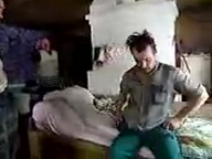 Русский алкаш трахается с пьяной женой