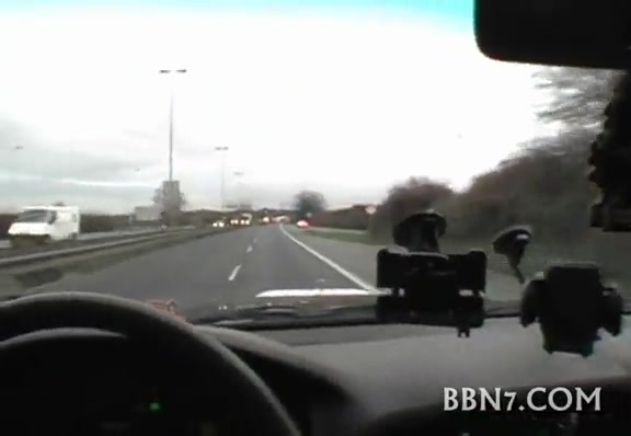 Девушку подвезли в лес и за сексом